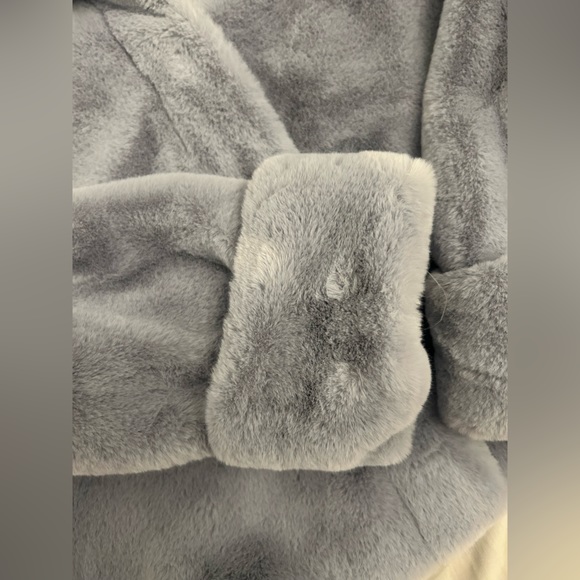 Anthropologie Moonlight Faux Fur Jacket - Picture 8 of 10